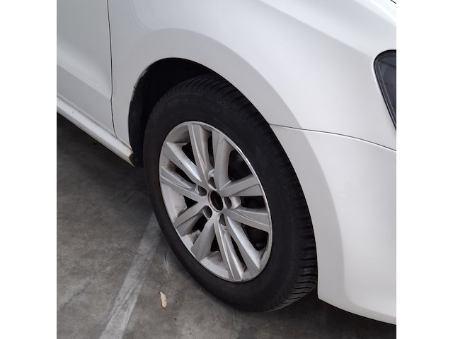 Personenauto, volkswagen, polo, 1.2-12v bluemotion comfortline, 2011 - afbeelding 3 van  49