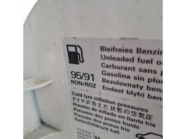 Personenauto, volkswagen, polo, 1.2-12v bluemotion comfortline, 2011 - afbeelding 26 van  49