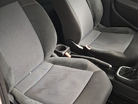 Personenauto, volkswagen, polo, 1.2-12v bluemotion comfortline, 2011 - afbeelding 30 van  49