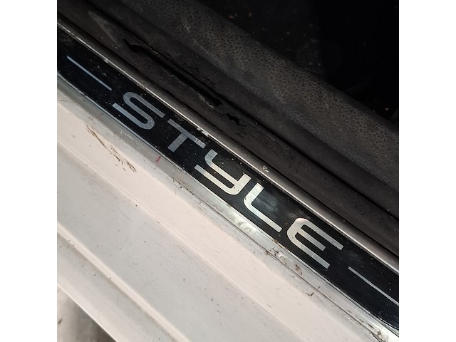 Personenauto, volkswagen, polo, 1.2-12v bluemotion comfortline, 2011 - afbeelding 31 van  49