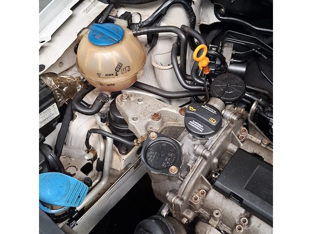 Personenauto, volkswagen, polo, 1.2-12v bluemotion comfortline, 2011 - afbeelding 36 van  49