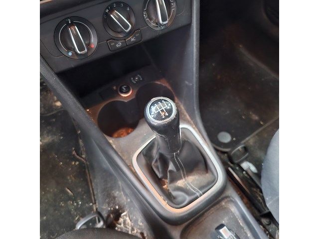 Personenauto, volkswagen, polo, 1.2-12v bluemotion comfortline, 2012 - afbeelding 21 van  53