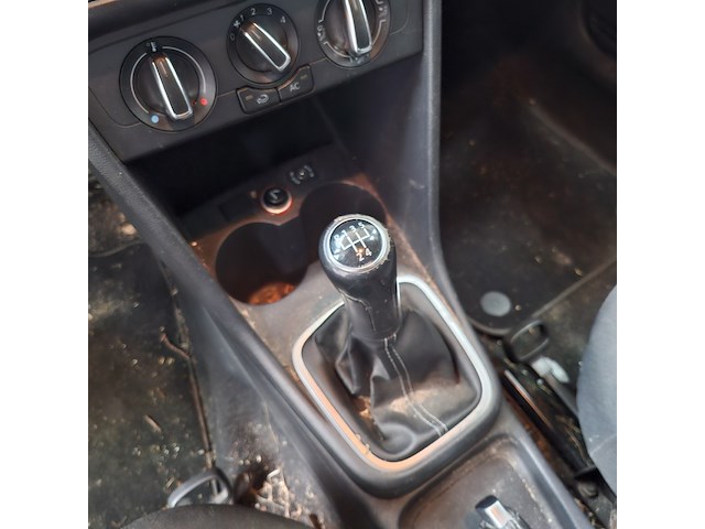 Personenauto, volkswagen, polo, 1.2-12v bluemotion comfortline, 2012 - afbeelding 21 van  53