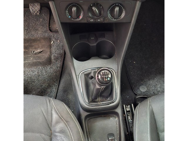 Personenauto, volkswagen, polo, 1.2-12v trendline, 2009 - afbeelding 10 van  28
