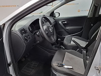 Personenauto, volkswagen, polo, 1.2-12v trendline, 2012 - afbeelding 13 van  54