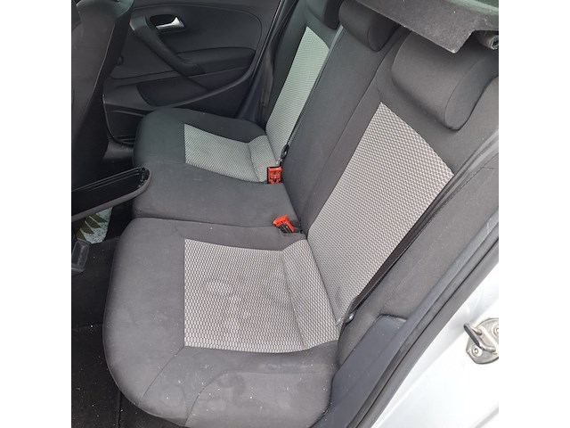 Personenauto volkswagen, polo 1.2, grijs, bouwjaar 2012 - afbeelding 16 van  38