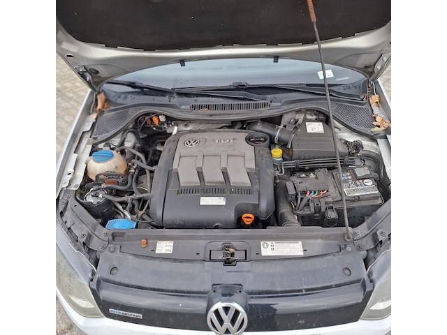 Personenauto volkswagen, polo 1.2, grijs, bouwjaar 2012 - afbeelding 22 van  38