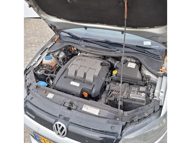 Personenauto volkswagen, polo 1.2, grijs, bouwjaar 2012 - afbeelding 24 van  38