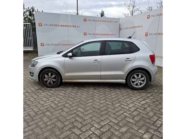 Personenauto volkswagen, polo 1.2, grijs, bouwjaar 2012 - afbeelding 37 van  38