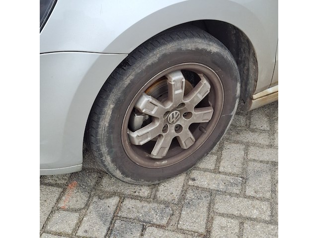 Personenauto volkswagen, polo 1.2, grijs, bouwjaar 2012 - afbeelding 38 van  38