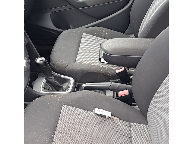 Personenauto, volkswagen, polo, 1.2 tdi bluemotion, 2013 - afbeelding 2 van  11