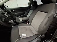 Personenauto, volkswagen, polo, 1.2 tdi bluemotion comfortline, 2010 - afbeelding 33 van  73