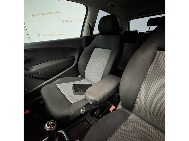 Personenauto, volkswagen, polo, 1.2 tdi bluemotion comfortline, 2010 - afbeelding 43 van  73