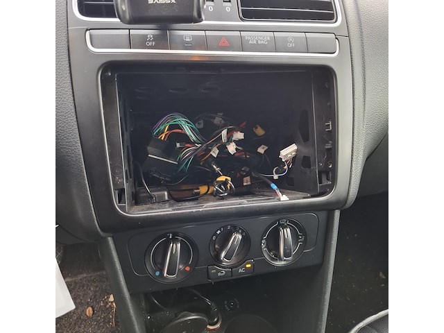 Personenauto, volkswagen, polo, 1.2 tdi bluemotion comfortline, 2011 - afbeelding 24 van  40