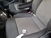 Personenauto, volkswagen, polo, 1.2 tdi bluemotion comfortline, 2011 - afbeelding 29 van  71
