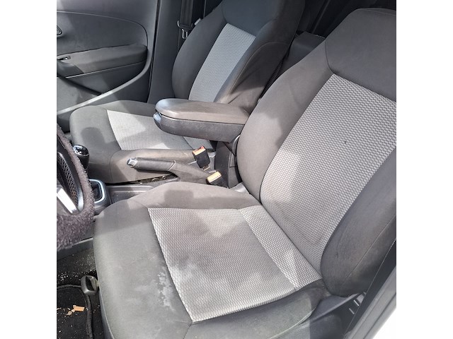 Personenauto, volkswagen, polo, 1.2 tdi bluemotion comfortline, 2012 - afbeelding 12 van  15