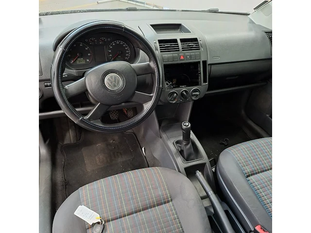 Personenauto, volkswagen, polo, 1.2 trendline, 2006 - afbeelding 21 van  45