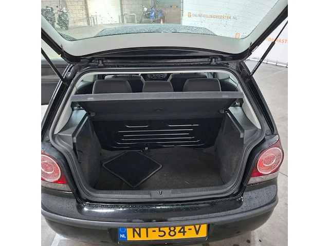 Personenauto, volkswagen, polo, 1.2 trendline, 2006 - afbeelding 29 van  45