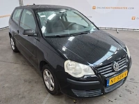 Personenauto, volkswagen, polo, 1.2 trendline, 2006 - afbeelding 34 van  45