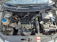 Personenauto, volkswagen, polo, 1.2 trendline, 2007 - afbeelding 6 van  19