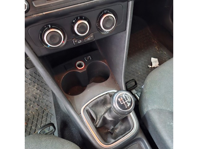 Personenauto, volkswagen, polo, 1.2 tsi comfortline, 2012 - afbeelding 29 van  63