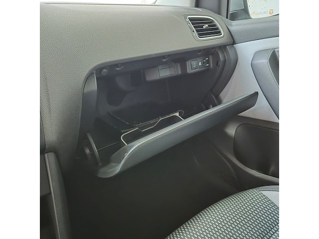 Personenauto, volkswagen, polo, 1.2 tsi cross, 2011 - afbeelding 14 van  32