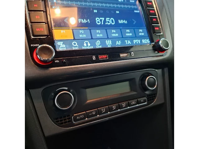 Personenauto, volkswagen, polo, 1.2 tsi highline, 2010 - afbeelding 41 van  75