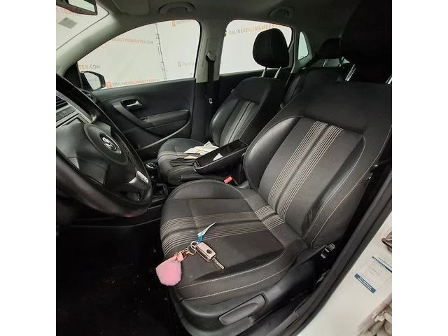 Personenauto, volkswagen, polo, 1.2 tsi highline, 2012 - afbeelding 35 van  80