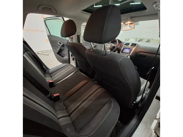 Personenauto, volkswagen, polo, 1.2 tsi highline, 2012 - afbeelding 51 van  80