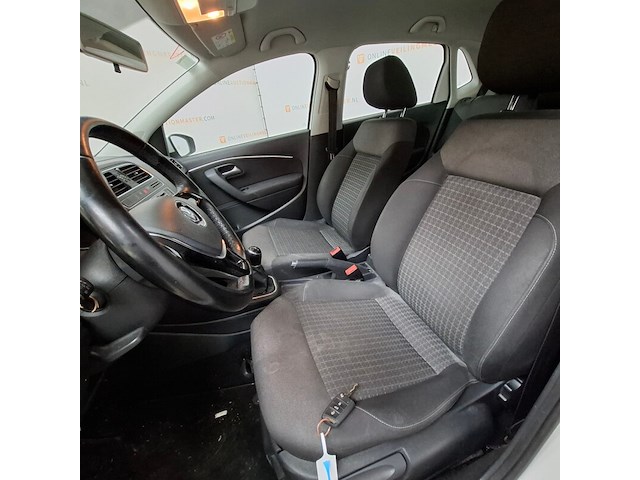 Personenauto, volkswagen, polo, 1.2 tsi highline, 2017 - afbeelding 35 van  71
