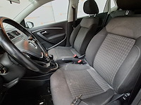 Personenauto, volkswagen, polo, 1.2 tsi highline, 2017 - afbeelding 35 van  71