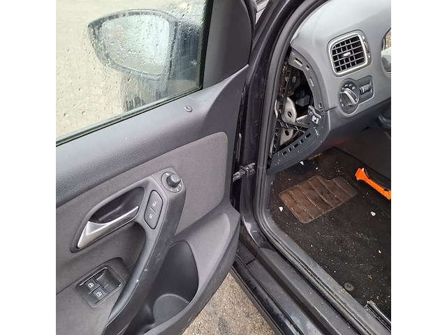 Personenauto volkswagen, polo 1.2 tsi highline, zwart, bouwjaar 2010 - afbeelding 16 van  41