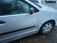 Personenauto, volkswagen, polo 1.4-16v, 2004 - afbeelding 2 van  10
