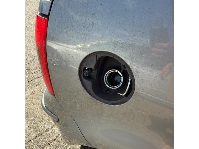 Personenauto, volkswagen, polo, 1.4-16v athene, grijs, 2004 - afbeelding 5 van  14