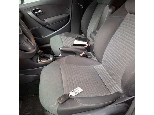 Personenauto, volkswagen, polo, 1.4-16v comfortline, 2010 - afbeelding 25 van  66