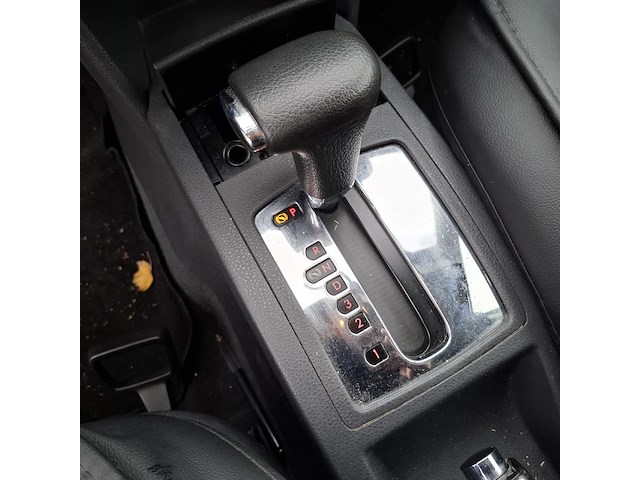 Personenauto volkswagen, polo 1.4-16v comfortline, zwart, bouwjaar 2003 - afbeelding 25 van  43