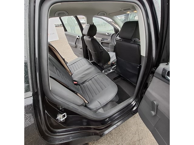 Personenauto volkswagen, polo 1.4-16v comfortline, zwart, bouwjaar 2003 - afbeelding 30 van  43