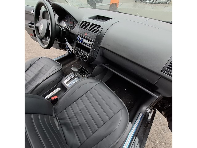 Personenauto volkswagen, polo 1.4-16v comfortline, zwart, bouwjaar 2003 - afbeelding 33 van  43