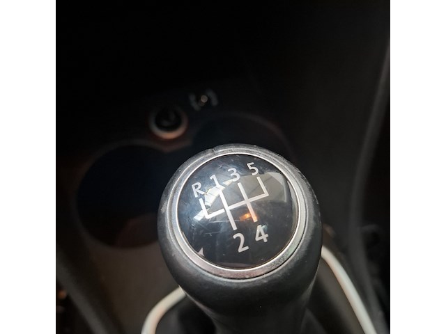 Personenauto, volkswagen, polo, 1.4-16v highline, 2012 - afbeelding 19 van  59