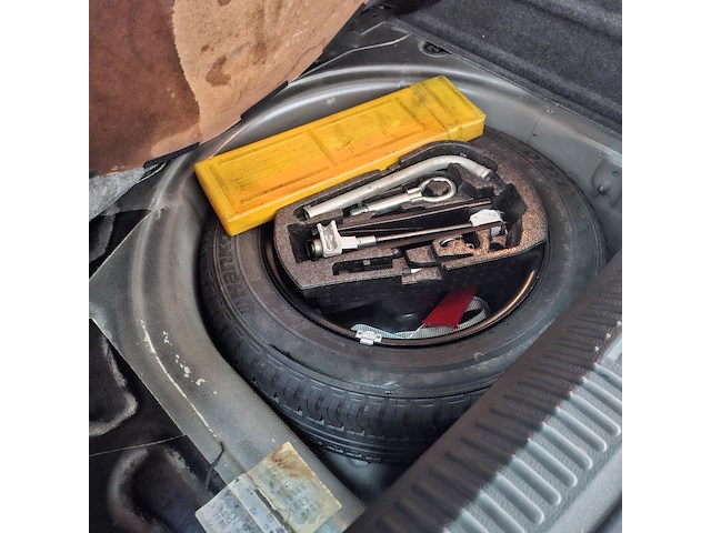 Personenauto, volkswagen, polo, 1.4-16v highline, 2012 - afbeelding 26 van  59