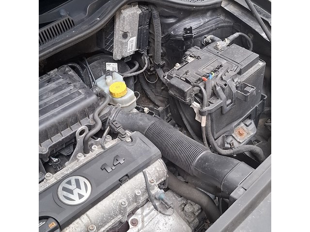 Personenauto, volkswagen, polo, 1.4-16v highline, 2012 - afbeelding 39 van  59