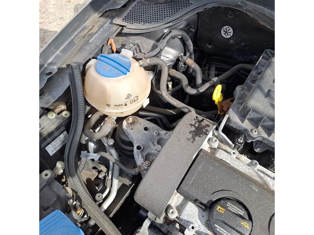 Personenauto, volkswagen, polo, 1.4-16v highline, 2014 - afbeelding 27 van  64