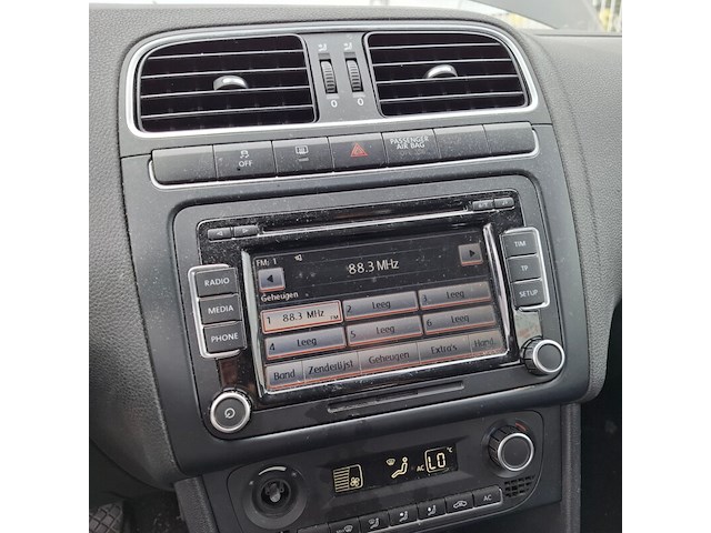 Personenauto, volkswagen, polo, 1.4-16v highline, 2014 - afbeelding 39 van  64