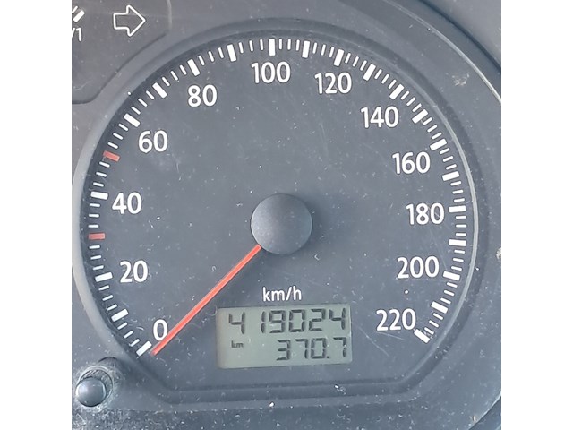 Personenauto, volkswagen, polo, 1.4-16v trendline, 2006 - afbeelding 5 van  28