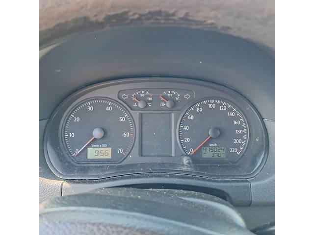 Personenauto, volkswagen, polo, 1.4-16v trendline, 2006 - afbeelding 6 van  28
