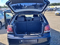 Personenauto, volkswagen, polo, 1.4-16v trendline, 2006 - afbeelding 13 van  28
