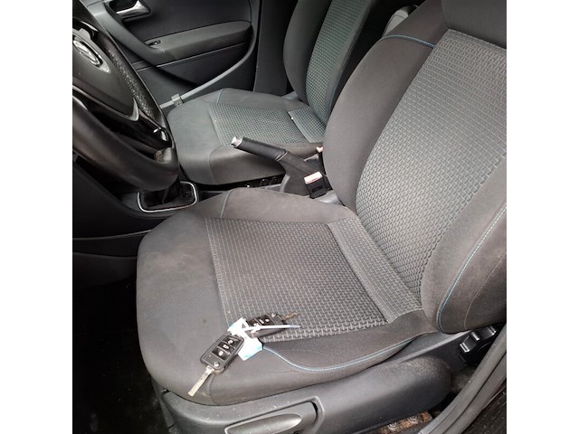Personenauto, volkswagen, polo, 1.4 tdi bluemotion, 2014 - afbeelding 25 van  63