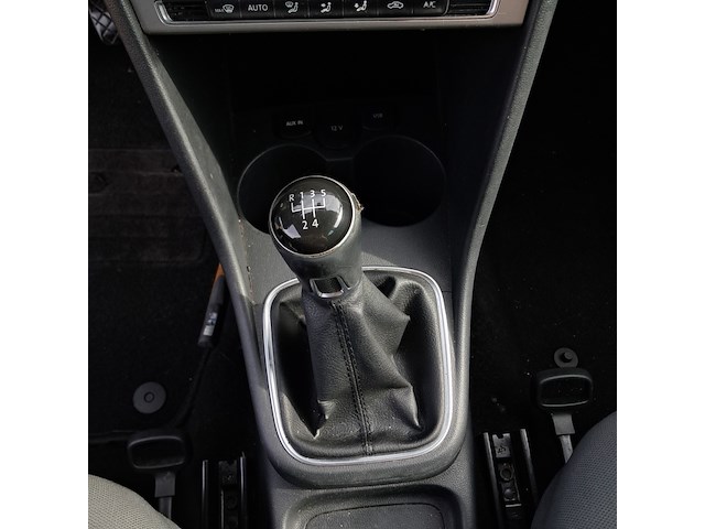 Personenauto, volkswagen, polo, 1.4 tdi bluemotion, 2015 - afbeelding 2 van  18
