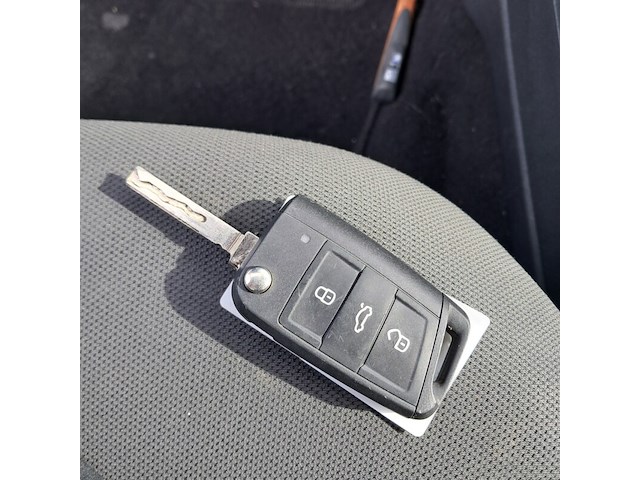 Personenauto, volkswagen, polo, 1.4 tdi bluemotion, 2015 - afbeelding 3 van  18
