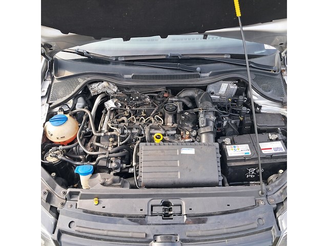 Personenauto, volkswagen, polo, 1.4 tdi bluemotion, 2015 - afbeelding 10 van  18